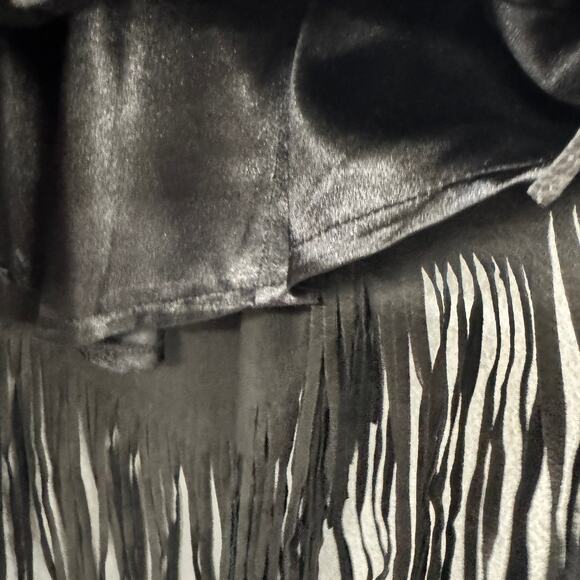 Tribe America Suede Vest Womens L/XL Black Fringe Snap Up Southwestern Beaded - Picture 7 of 7